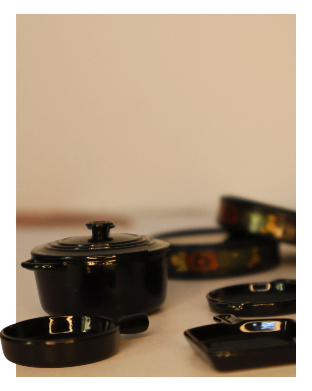 Black Beauty Kitchen Set