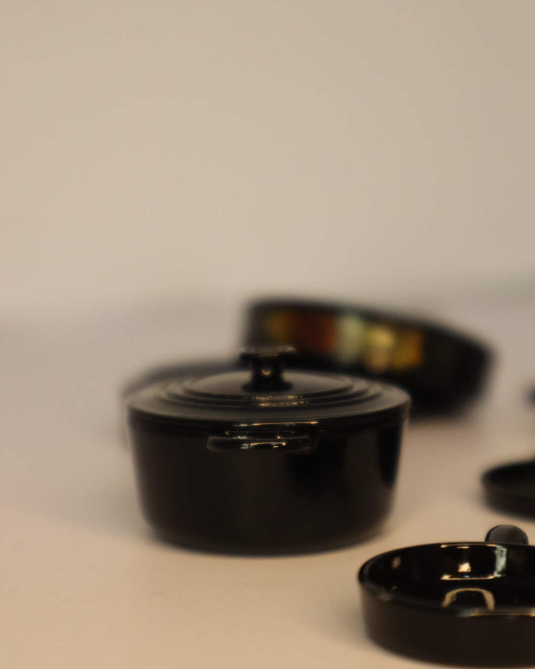 Black Beauty Kitchen Set