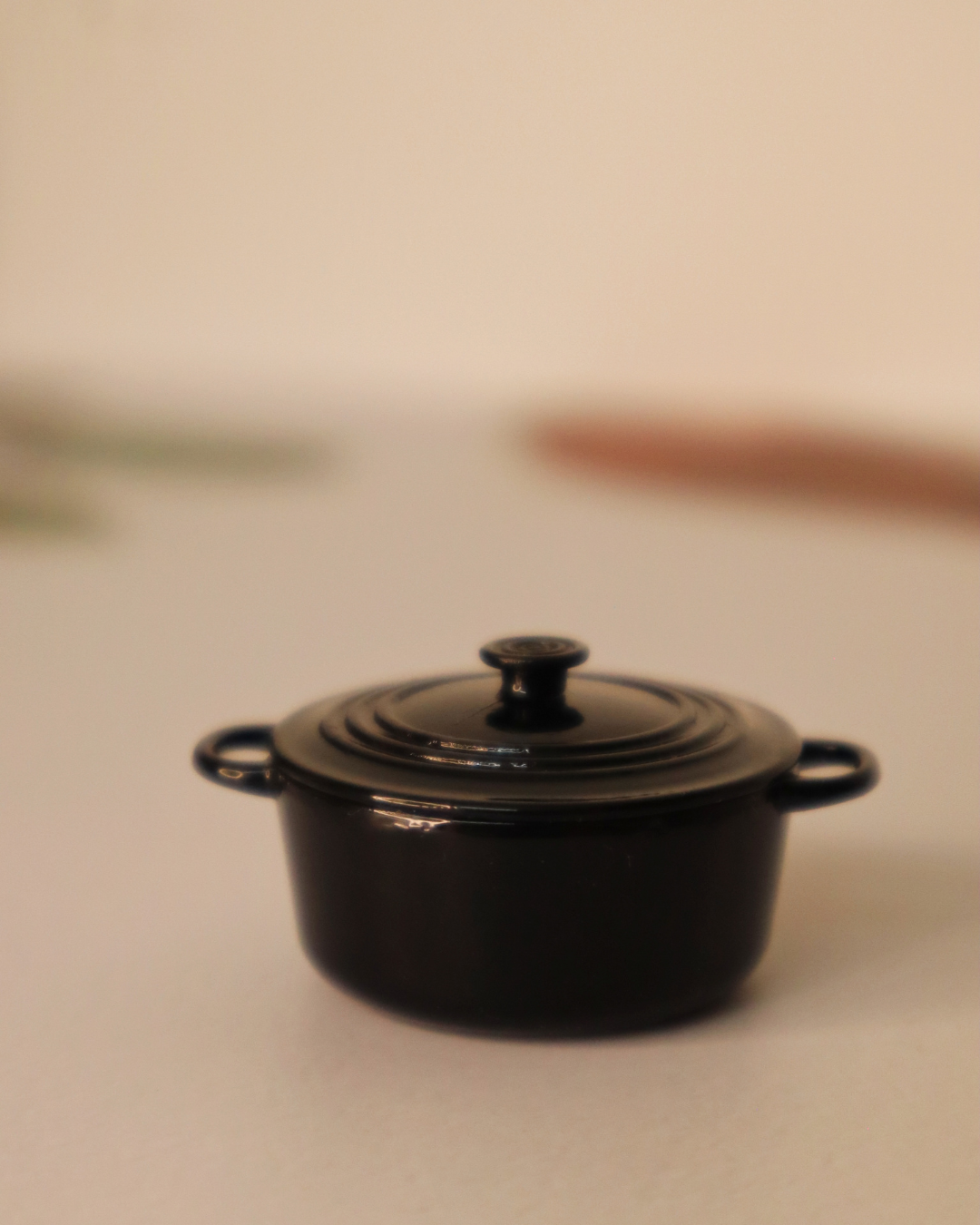 Black Beauty Kitchen Set