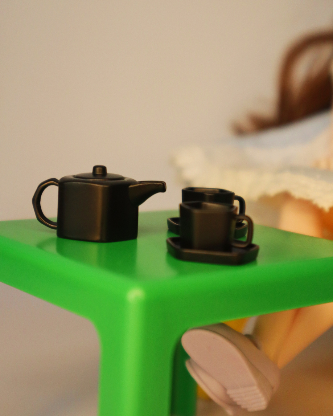 Black Beauty Kitchen Set